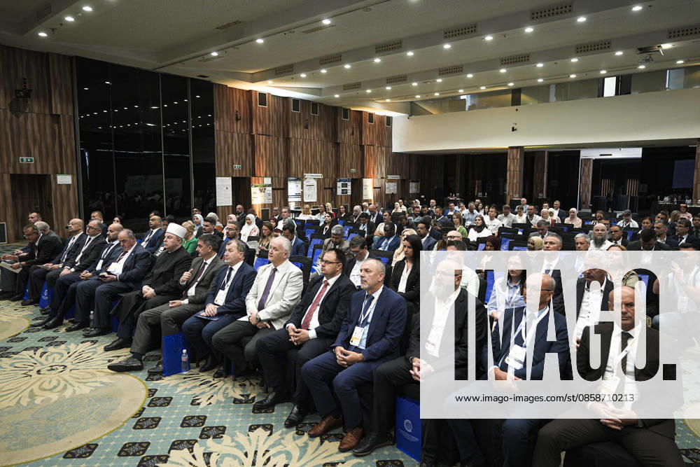 4th European Halal Congress in Sarajevo SARAJEVO, BOSNIA AND HERZEGOVINA - JUNE 9: Participants attend the 4th European Halal Congress 2026, a major event for the halal industry in Europe, in Sarajevo, Bosnia and Herzegovina, on June 9, 2026. Samir Jordamovic Anadolu Sarajevo Bosnia and Herzegovina. Editorial use only. Please get in touch for any other usage.