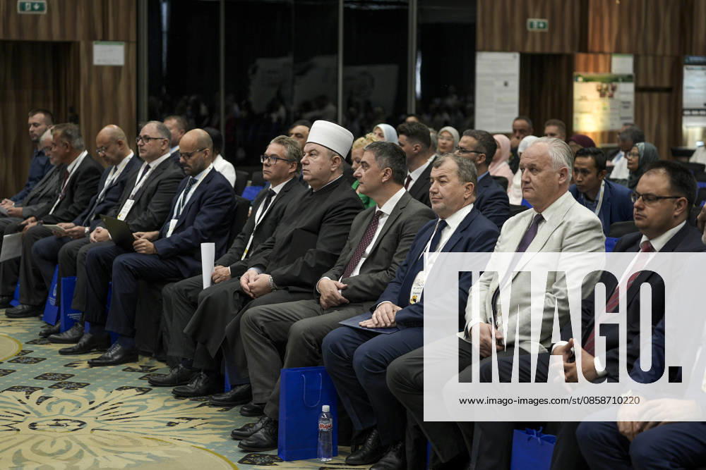4th European Halal Congress in Sarajevo SARAJEVO, BOSNIA AND HERZEGOVINA - JUNE 9: Participants attend the 4th European Halal Congress 2026, a major event for the halal industry in Europe, in Sarajevo, Bosnia and Herzegovina, on June 9, 2026. Samir Jordamovic Anadolu Sarajevo Bosnia and Herzegovina. Editorial use only. Please get in touch for any other usage.
