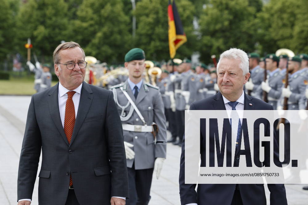Pistorius , Zůna Inaugural visit Defense Minister Pistorius receives Czech counterpart Zůna , on 09 06 2026 in Berlin, Berlin Bendlerblock, Bundeswehr, , Germany