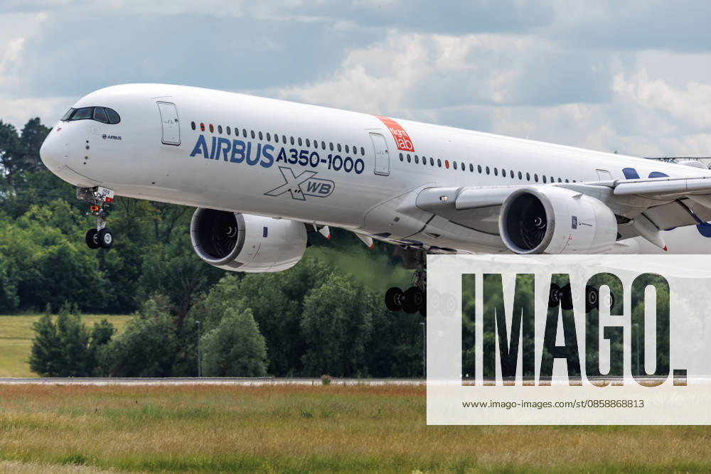 Opening tour of the ILA Flight program with the Airbus 350 1000 at the ILA in Berlin Brandenburg on 10 06 2026 Berlin Germany