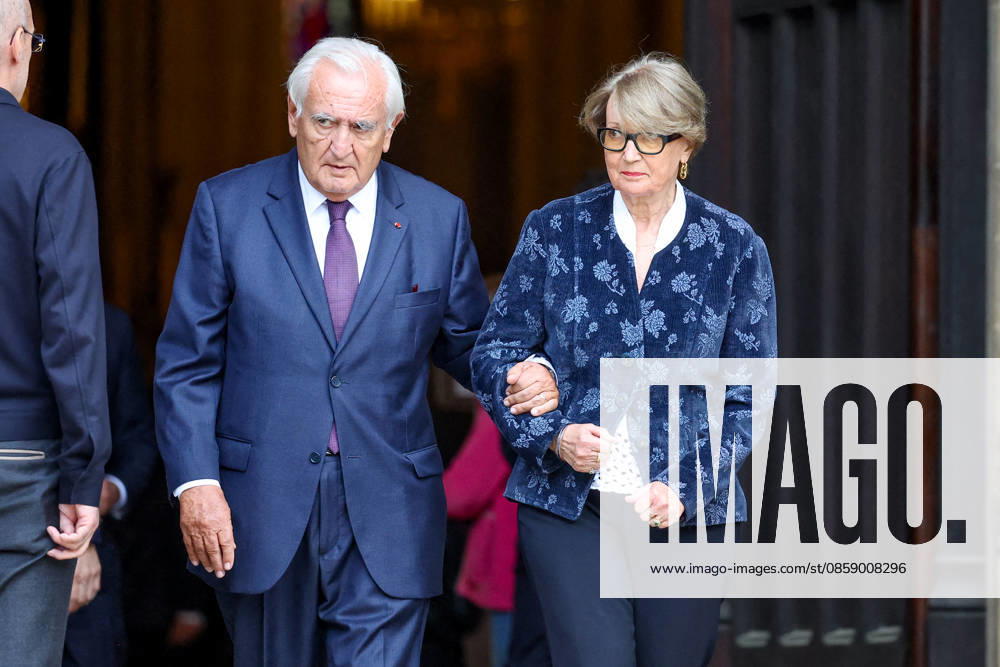 Jean Pierre Raffarin and his wife Anne Marie at the funeral of B Chirac in the Sainte Clotilde Basilica in Paris 7th arrondissement on June 12, 2026 The former first lady of France died on June 5, 2026 at the age of 93 Jacovides Liewig Bestimage The funeral of B Chirac in the Sainte Clotilde Basilica in Paris 7th arrondissement on June 12, 2026 The former first lady of France died on June 5, 2026 at the age of 93 Paris France