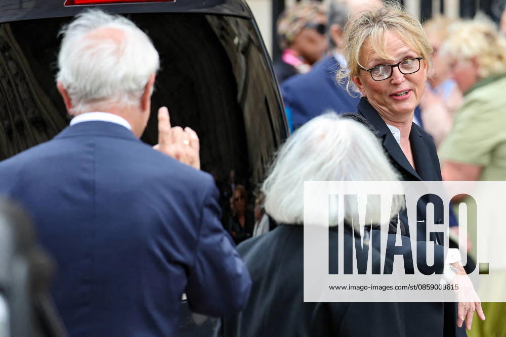 Claude Chirac The funeral of B Chirac in the Sainte Clotilde Basilica in Paris 7th arrondissement on June 12, 2026 The former first lady of France died on June 5, 2026 at the age of 93 Jacovides Liewig Bestimage The funeral of B Chirac in the Sainte Clotilde Basilica in Paris 7th arrondissement on June 12, 2026 The former first lady of France died on June 5, 2026 at the age of 93 Paris France