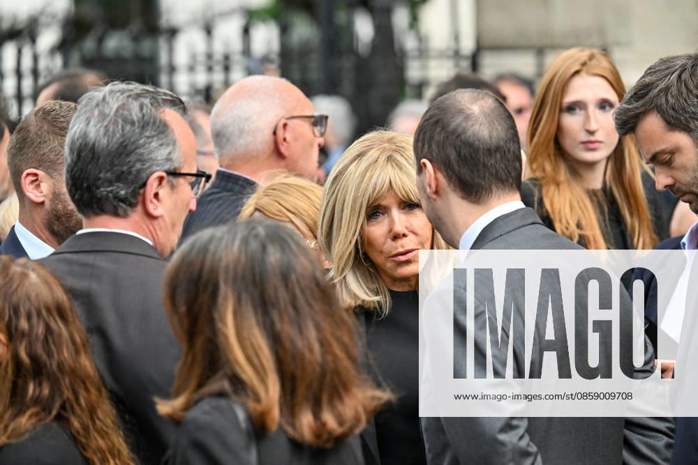 Brigitte Macron, Frances first lady, and José Pietroboni, head of protocol at the Elysée Palace, Martin Rey Chirac at the funeral of B Chirac in the Sainte Clotilde Basilica in Paris 7th arrondissement on June 12, 2026 The former first lady of France died on June 5, 2026 at the age of 93 Jacovides Liewig Bestimage The funeral of B Chirac in the Sainte Clotilde Basilica in Paris 7th arrondissement on June 12, 2026 The former first lady of France died on June 5, 2026 at the age of 93 Paris France