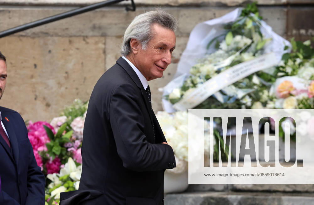 ArrivÃ es aux obseques de Bernadette Chirac en la Basilique Sainte-Clotilde Ã Paris Patrick De Carolis - ArrivÃ es aux obseques de Bernadette Chirac en la Basilique Sainte-Clotilde Ã Paris, France le 17 juin 2026