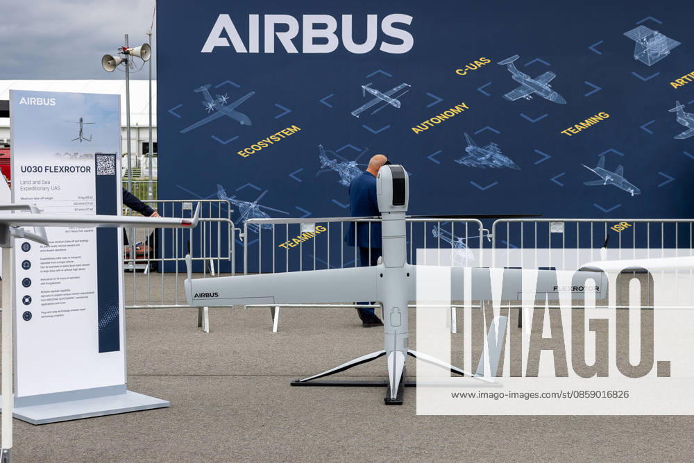 Trade visitor day at ILA Berlin 2026, Berlin, 12 06 2026 Airbus presents the unmanned aerial vehicle U030 Flexrotor, a land and sea-based expeditionary UAS, at an aviation trade fair The model is exhibited on the outdoor area in front of a large-format Airbus exhibition wall, which carries themes such as Autonomy, Teaming and C UAS Schöneberg Berli 20260612-286A9702-M4000