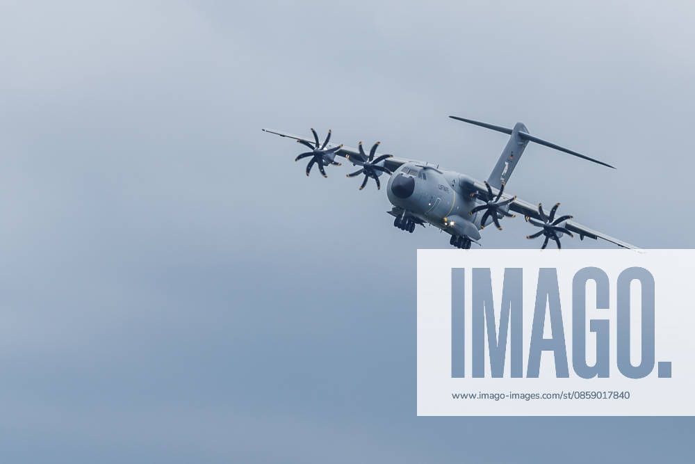 Flight program with the Airbus A400M Flight program with the Airbus A400M at the ILA in Berlin Brandenburg on 12 06 2026 Berlin Germany