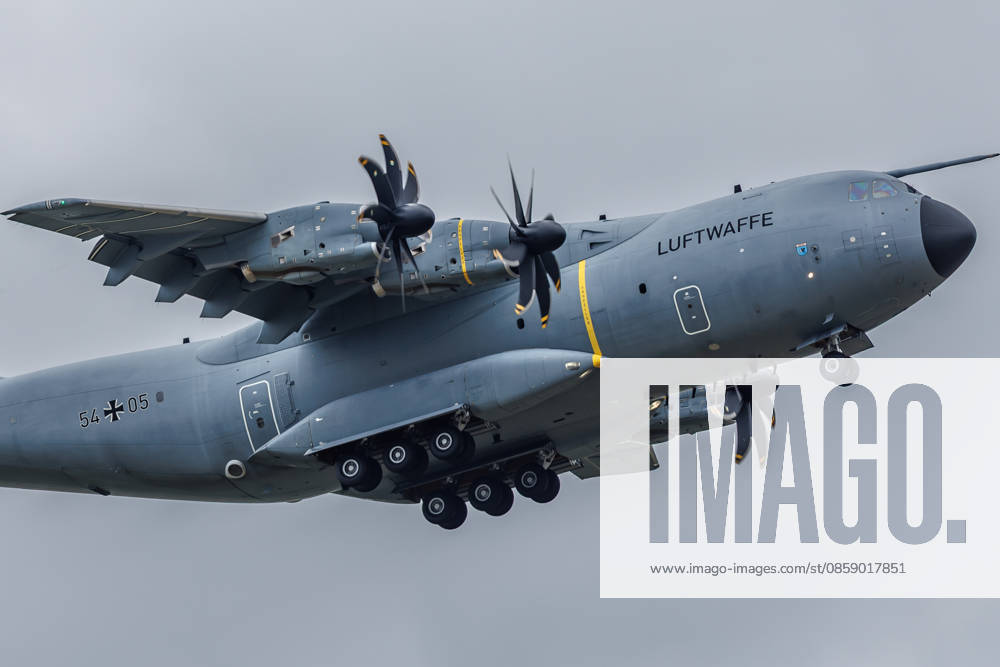 Flight program with the Airbus A400M Flight program with the Airbus A400M at the ILA in Berlin Brandenburg on 12 06 2026 Berlin Germany