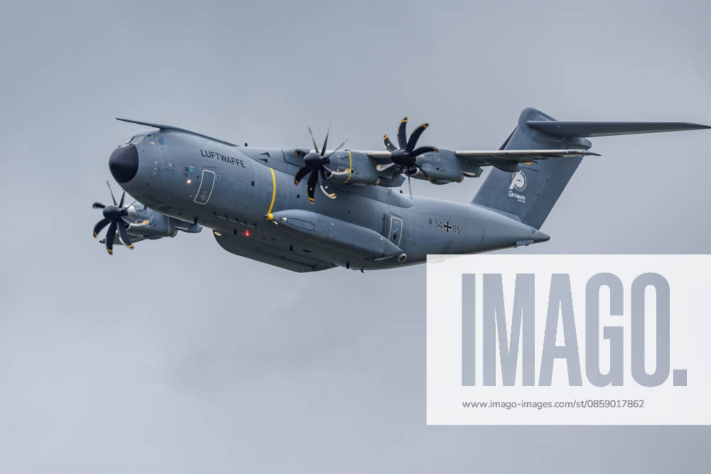 Flight program with the Airbus A400M Flight program with the Airbus A400M at the ILA in Berlin Brandenburg on 12 06 2026 Berlin Germany