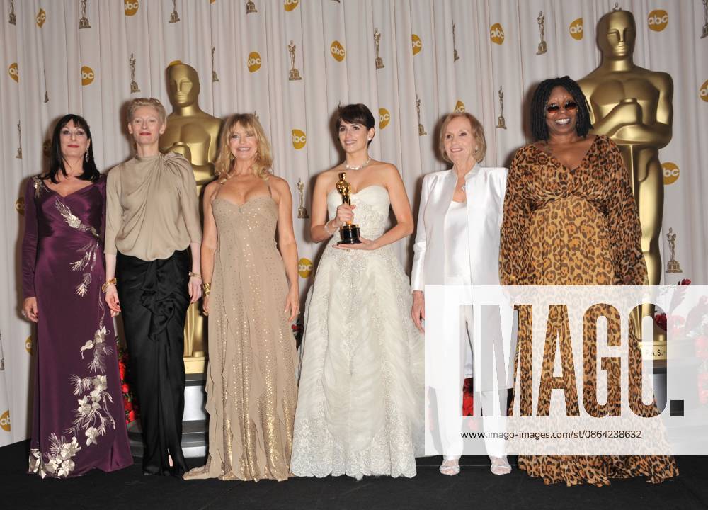 81st Annual Academy Awards - Press Room. February 22, 2009 - Hollywood, CA, U.S. - 22 February 2009 - Hollywood, CA - Anjelica Huston, Tilda Swinton, Goldie Hawn, Penelope Cruz, Eva Marie Saint and Whoopi Goldberg. 81st Annual Academy Awards held at the Kodak Theatre. Photo Credit: Jaguar AdMedia.