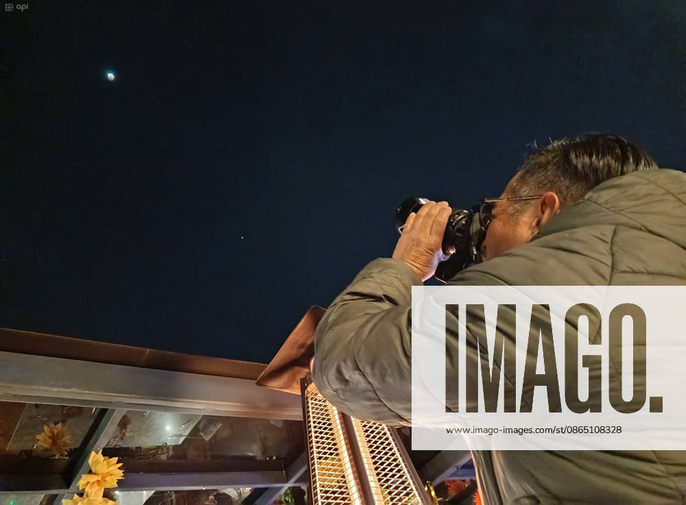 Cuenca, Ecuador, August 27, 2026. A partial lunar eclipse was visible in Cuenca today, Thursday, August 27. Residents of Cuenca observed the partial lunar eclipse, at 8:23 p.m., the penumbral phase began; at 9:33 p.m., the partial eclipse began; at 11:12 p.m., it reached its maximum, with about 93% of the Moon in shadow. It ended at 02:01 on August 28. The Moon took on a reddish hue. Photo by Boris Romoleroux, API 20260827 242125 6a9110ad365c1 img 20260827 224754.jpg, JPEG