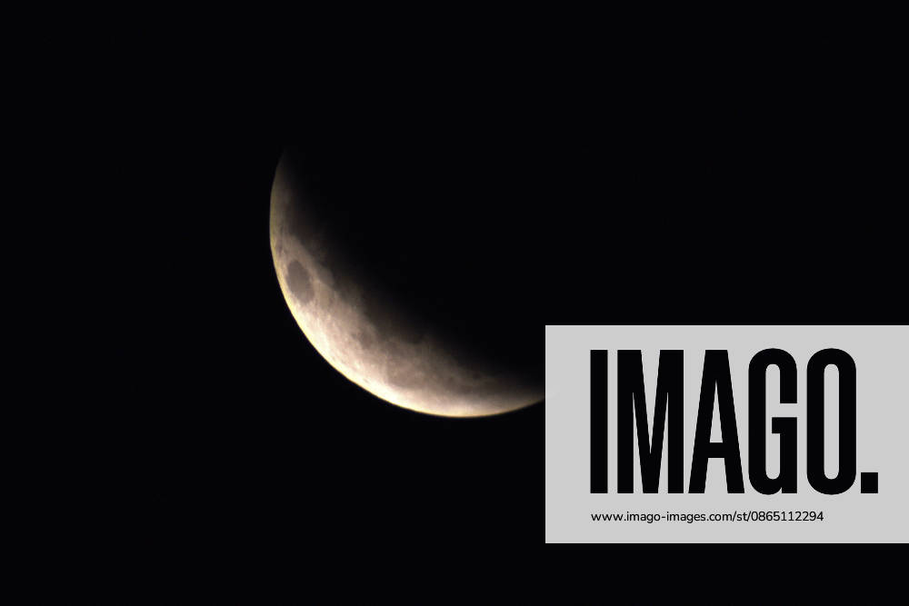 CURITIBA, PR - 28.08.2026: ECLIPSE LUNAR CURITIBA - The "near total" partial lunar eclipse occurred between the night of August 27th and the early morning of August 28th, 2026, and was visible throughout Brazil. The image was captured in Curitiba. x3005962x EversonxBressan