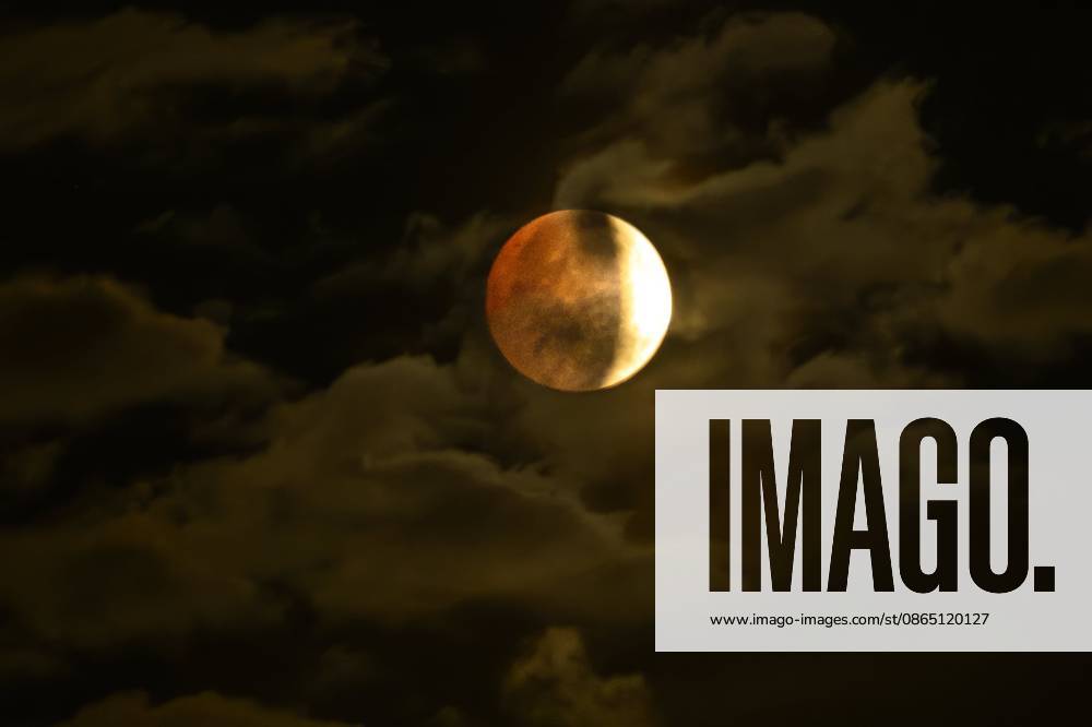 93% Lunar Eclipse Ecilpse Of The Sun 28 08 2026 DE PANNE, BEL - AUGUST 28 : A partial eclipse of the moon with a maximum of 93% pictured on August 28, 2026 in De Panne, Belgium, 28 08 2026 De Panne Belgium
