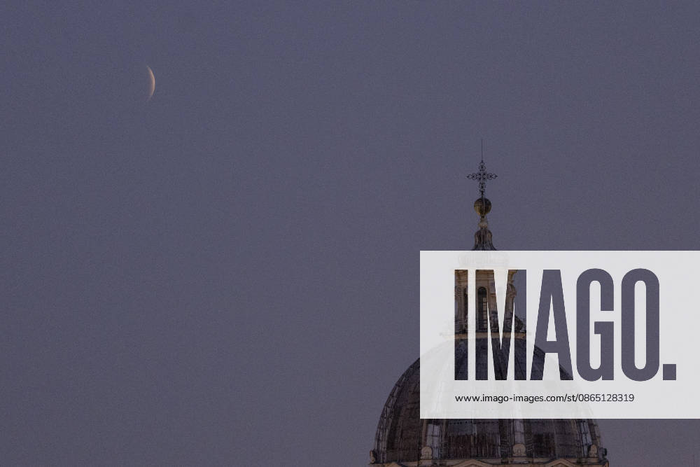 Partial Lunar Eclipse over Rome ROME, ITALY - AUGUST 28: The moon is seen near Sant Ambrogio e Carlo al Corso dome during the partial lunar eclipse in Rome, Italy, on August 28, 2026. Riccardo De Luca Anadolu Rome Italy. Editorial use only. Please get in touch for any other usage.