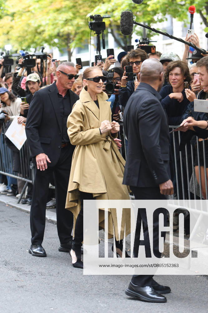 Celine Dion Arrives At The Royal Monceau - Paris Canadian singer Celine Dion arrives at the Le Royal Monceau - Raffles Paris hotel greeted by hundreds of fans following her flight from Las Vegas. Paris, France, August 28, 2026. Photo by Florian Poitout ABACAPRESS.COM Paris France