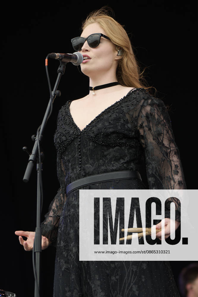Big Feastival Day 3 2026 held at the Alex James Farm Featuring: Freya Ridings Where: Chipping Norton, United Kingdom When: 30 Aug 2026 Credit: Alan West Cover Images . NOT FOR USE BY NEWSPAPERS BASED IN THE UK.