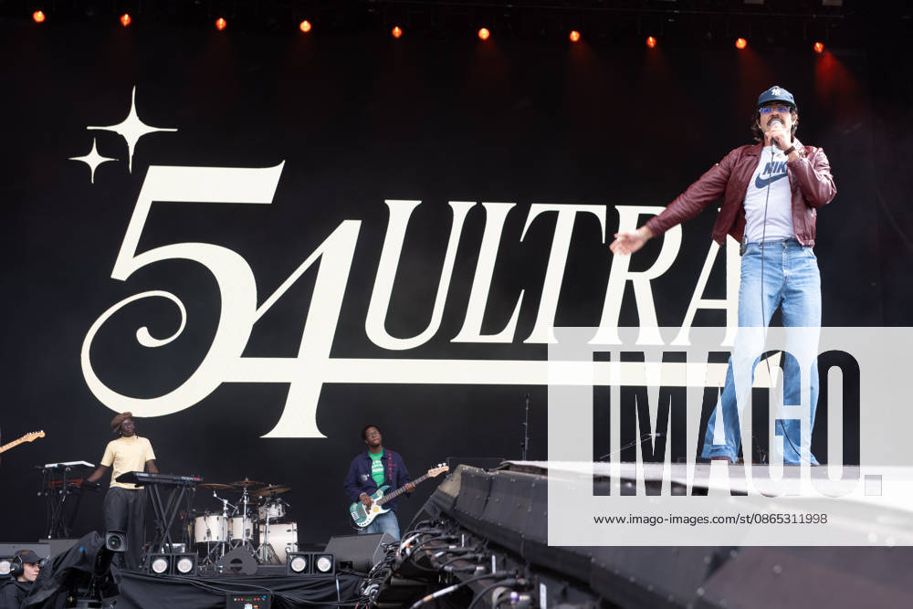 54 Ultra Performs at Reading Festival 2026 Sunday - Little John s Farm, Reading, UK American Singer-songwriter 54 Ultra (born John Anthony Johnny Rodriguez) performs on The Grid Stage at Reading Festival 2026, Little John s Farm, Reading, England, UK on Sunday 30 August 2026., Credit:Justin Ng Avalon UK, England, Reading, Little John s Farm