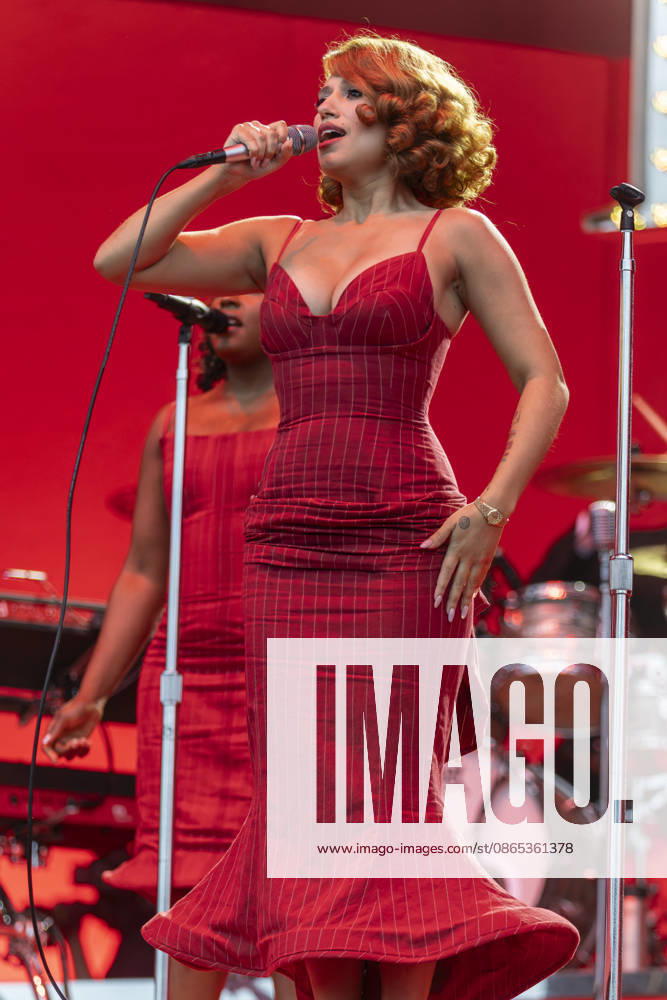 Raye performs at Leeds Festival Raye performs at Leeds Festival 2026, Bramham Park, Leeds, 30th August 2026, Credit:Mike Gray MIKE GRAY - B4227 Avalon