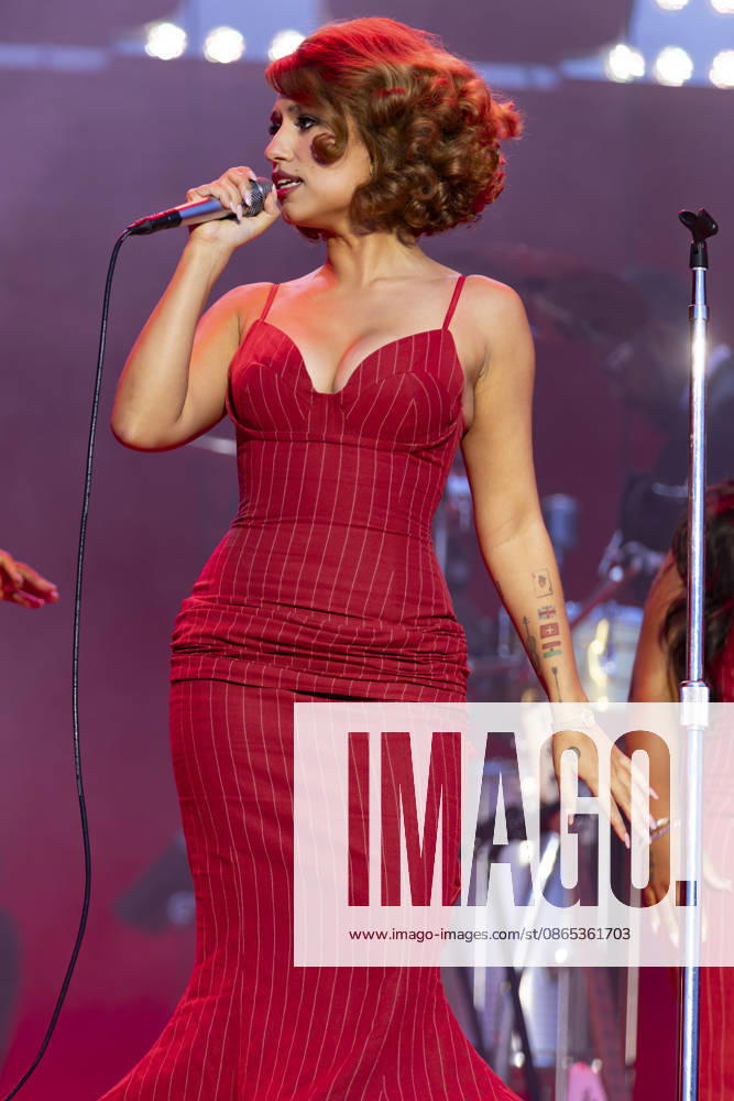 Raye performs at Leeds Festival Raye performs at Leeds Festival 2026, Bramham Park, Leeds, 30th August 2026, Credit:Mike Gray MIKE GRAY - B4227 Avalon