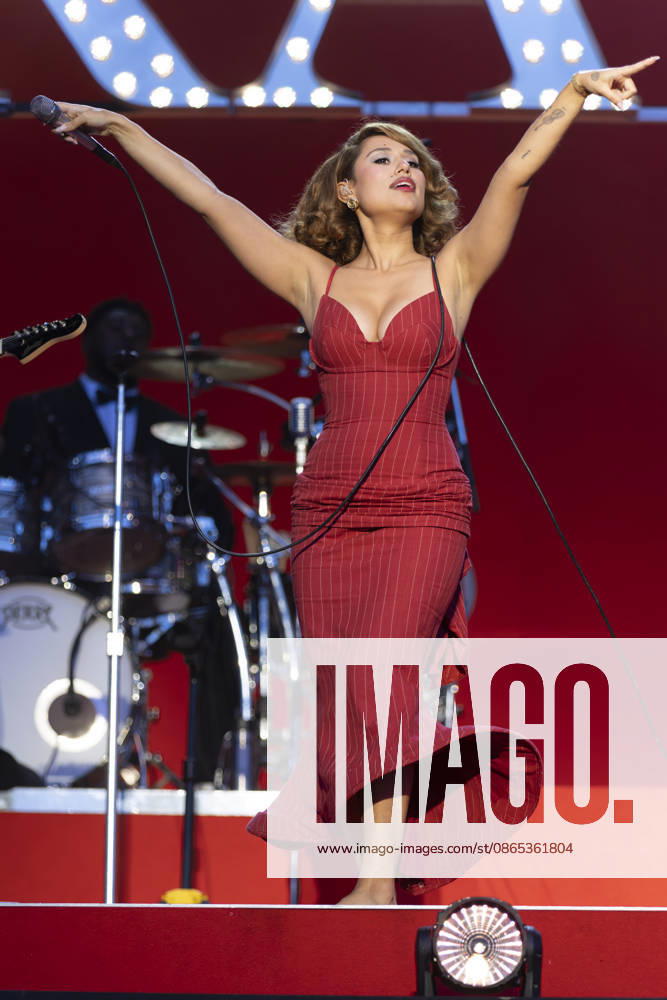 Raye performs at Leeds Festival Raye performs at Leeds Festival 2026, Bramham Park, Leeds, 30th August 2026, Credit:Mike Gray MIKE GRAY - B4227 Avalon