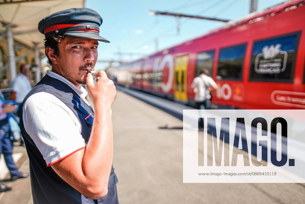 PHOTOPQR LE MIDI LIBRE MiKAEL ANISSET NIMES August 31, 2026 INAUGURATION OF FRANCE S FIRST BATTERY-POWERED ELECTRIC TRAIN AT THE NIMES SNCF STATION ALSTOM Inauguration, this Monday, August 31, at Nîmes Center Station, of France’s first battery-powered train running between Nîmes and Vauvert. The trial is scheduled to last two years. This project, which saves 20% in energy, is the result of a partnership between SNCF Voyageurs, Alstom, and the Occitanie Region. This collaboration is part of a national program involving five regions in total, with a total investment of 41 million euros. Nîmes, Aug. 31: Inauguration of France’s first battery-electric train at Nîmes railway station, NÎMES GARD, France