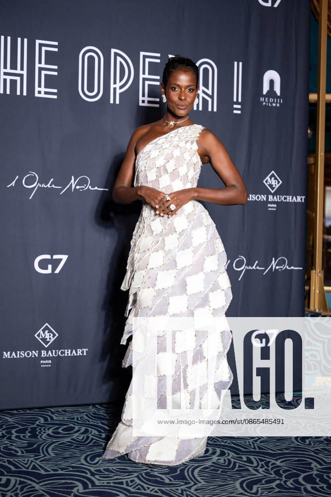 Mariam Battistelli at the premiere of the film *The Opera* at the Folies Bergère in Paris on August 31, 2026. Pierre Perusseau, Bestimage. Premiere of the film *The Opera* at the Folies Bergère in Paris on August 31, 2026. Paris, France
