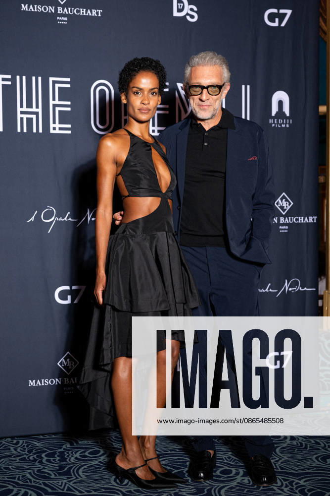 Narah Baptista and Vincent Cassel at the premiere of the film *The Opera* at the Folies Bergère in Paris on August 31, 2026. Pierre Perusseau, Bestimage. Premiere of the film *The Opera* at the Folies Bergère in Paris on August 31, 2026. Paris, France