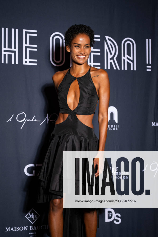 Narah Baptista at the premiere of the film *The Opera* at the Folies Bergère in Paris on August 31, 2026. Pierre Perusseau, Bestimage. Premiere of the film *The Opera* at the Folies Bergère in Paris on August 31, 2026. Paris, France