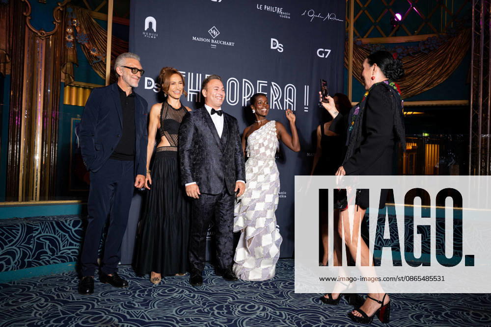 Vincent Cassel, Linda Gennari, Valentino Buzza, Mariam Battistelli, Rossy de Palma, Caterina Murino at the premiere of the film *The Opera* at the Folies Bergère in Paris on August 31, 2026. Pierre Perusseau, Bestimage. Premiere of the film *The Opera* at the Folies Bergère in Paris on August 31, 2026. Paris, France