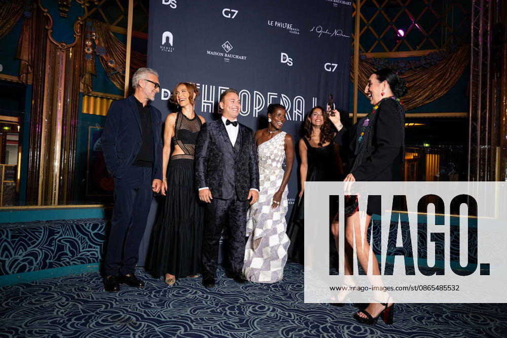 Vincent Cassel, Linda Gennari, Valentino Buzza, Mariam Battistelli, Rossy de Palma, Caterina Murino at the premiere of the film *The Opera* at the Folies Bergère in Paris on August 31, 2026. Pierre Perusseau, Bestimage. Premiere of the film *The Opera* at the Folies Bergère in Paris on August 31, 2026. Paris, France