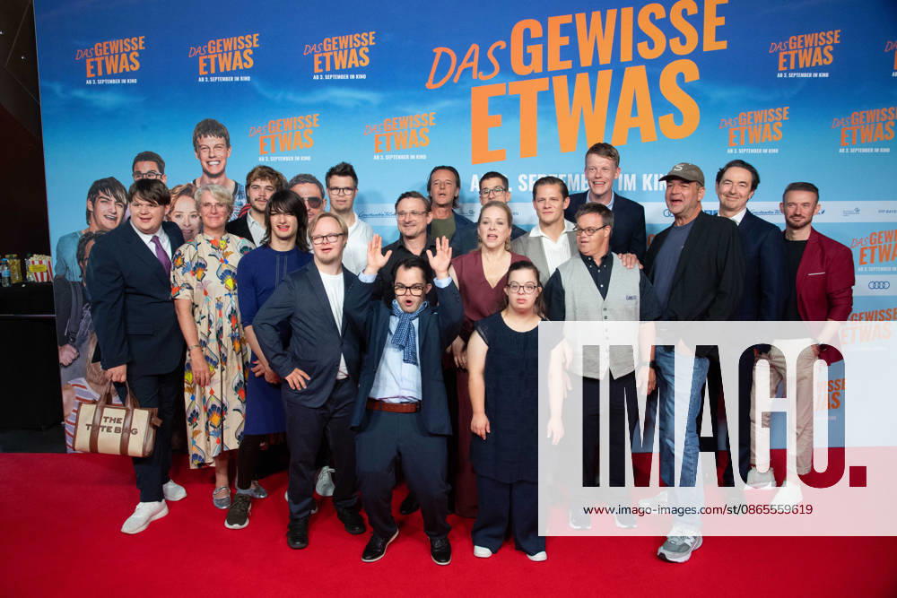 The actors and film crew, in no particular order: Max von der GROEBEN, actor Florian LUKAS, actor Jasmin SCHWIERS, actress Lorenzo GERMENO, actor Frangiskos KAKOULAKIS, actor Antonia