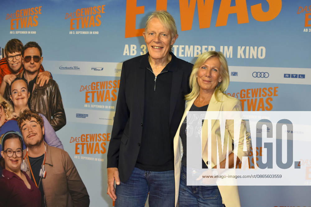 ABB Das gewisse Etwas Alexander von der Groeben and Ulrike von der Groeben, a married couple, attended the red carpet event for the NRW Kino film premiere of Das gewisse Etwas at the Cinedom movie theater on September 1, 2026, in Cologne, North Rhine-Westphalia, Germany