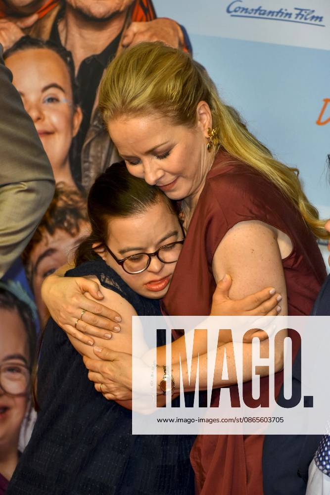 ABB GEWISSEETWAS: Jasmin Schwiers and Antonia Riet appeared on the red carpet at the NRW Kino film premiere of *Das gewisse Etwas* at the Cinedom theater on September 1, 2026, in Cologne, North Rhine-Westphalia, Germany