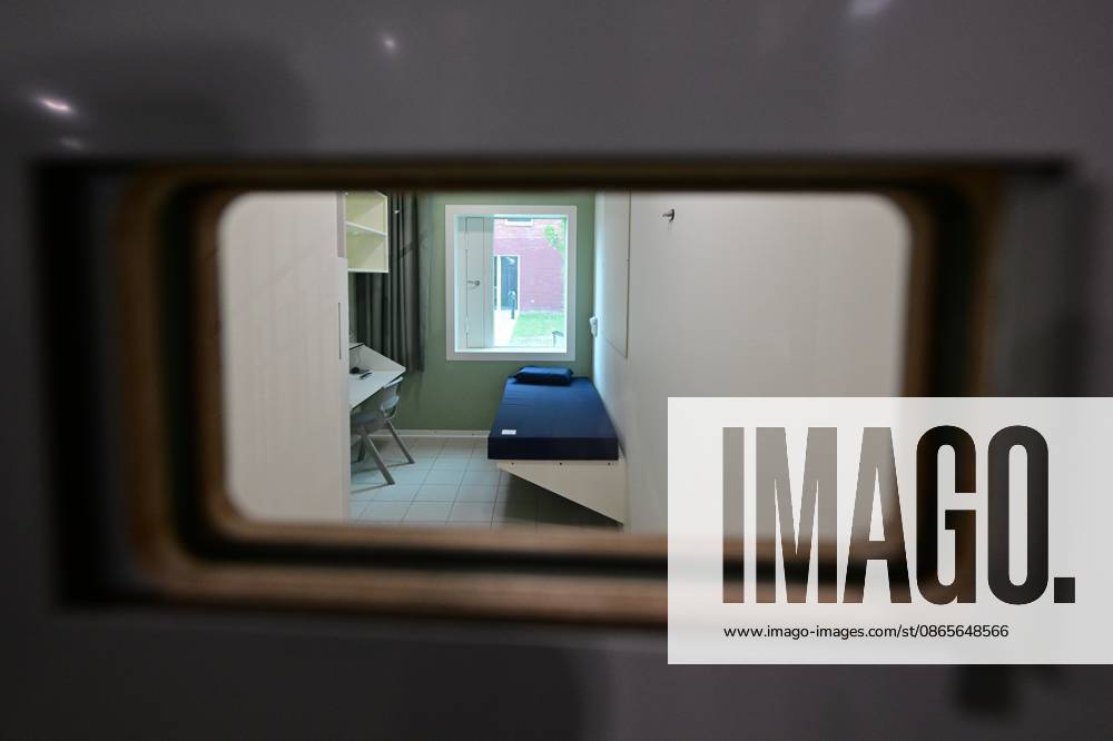 The official opening of the new de Kade jail in Antwerp, Wednesday 2 September 2026. The prison will have capacity for 440 inmates. It will be divided into one wing for 330 men, one wing for 66 women and one wing comprising a medical centre and a care unit for 44 people. Each wing will consist of living units for 22 inmates. DIRKxWAEM 185032394