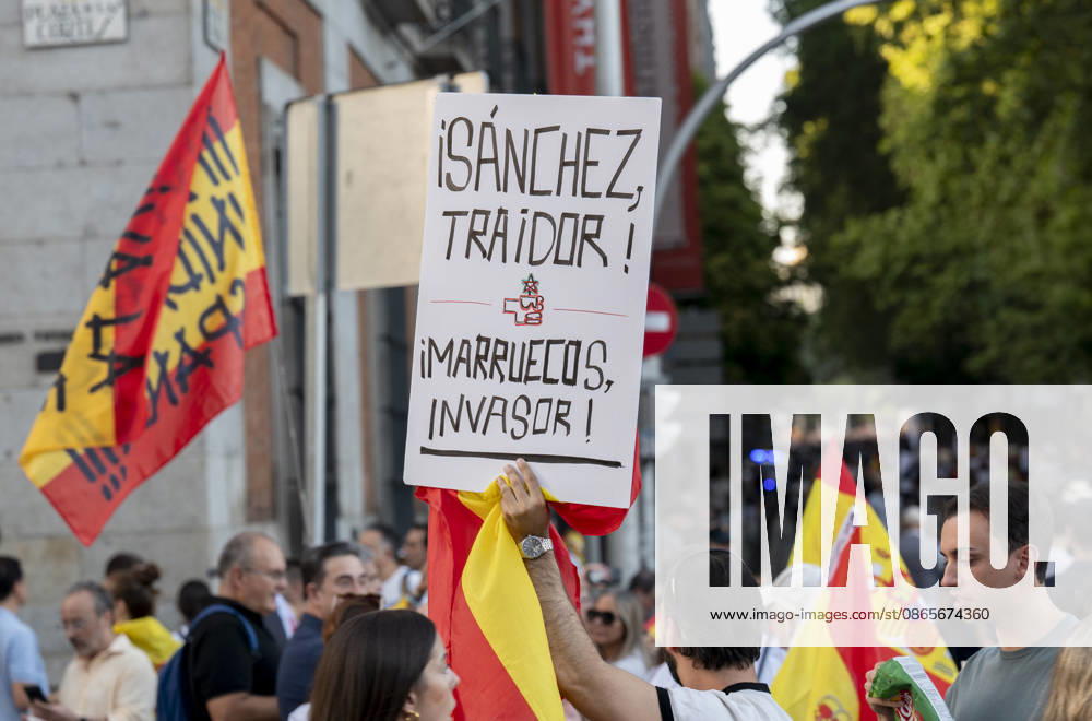 The Por Ceuta citizens’ initiative holds a demonstration in Madrid to mark the Day of the Autonomous City of Ceuta. Dozens of people participate in a demonstration to mark the Day of the Autonomous City of Ceuta on September 2, 2026, in Madrid, Spain. The protest, organized by the citizens’ initiative Por Ceuta, has the slogan Ceuta Unites Us SEPTEMBER 2, 2026 CEUTA DAY PROTEST RALLY MIGRANTS IMMIGRANTS SUPPORT SOLIDARITY MIGRATION CRISIS HUMANITARIAN CRISIS Madrid Madrid Espana