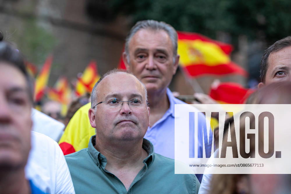 Toledo Holds Rally in Support of the People of Ceuta: Miguel Tellado, secretary general of the PP, during a rally in solidarity with Ceuta on September 2, 2026, in Toledo, Castilla-La Mancha, Spain. Coinciding with Ceuta Day, more than 260 Spanish municipalities have been called upon to show their support for the people of Ceuta in the face of the migration crisis caused by the arrival of more than 70,000 migrants across the border with Morocco. The demonstrations are part of the For Ceuta initiative, backed by the Spanish Federation of Municipalities and Provinces (FEMP). SEPTEMBER 2, 2026 CEUTA DAY PROTEST RALLY MIGRANTS IMMIGRANTS FEMP SUPPORT SOLIDARITY MIGRATION CRISIS CRISIS HUMANITARIAN Juanma Jimé Toledo Castilla-La Mancha Toledo