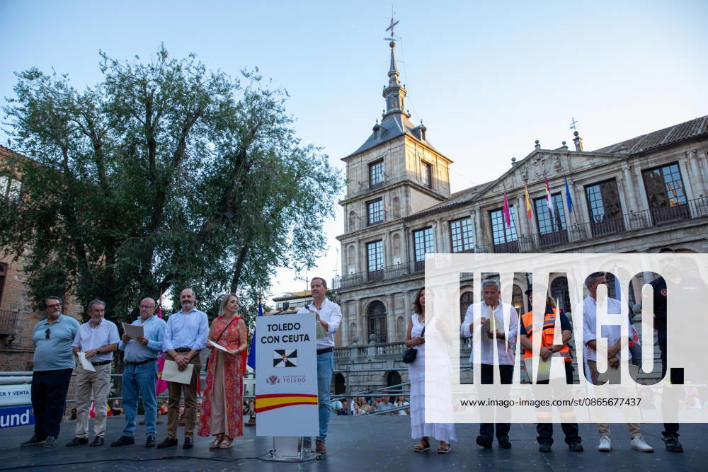 Toledo Holds Rally in Support of the People of Ceuta The mayor of Toledo and provincial president of the PP, Carlos Velázquez, speaks during a rally in solidarity with Ceuta on September 2, 2026, in Toledo, Castilla-La Mancha, Spain. Coinciding with Ceuta Day, more than 260 Spanish municipalities have been called upon to show their support for the people of Ceuta in the face of the migration crisis caused by the arrival of more than 70,000 migrants across the border with Morocco. The demonstrations are part of the For Ceuta initiative, backed by the Spanish Federation of Municipalities and Provinces (FEMP). SEPTEMBER 2, 2026 CEUTA DAY PROTEST RALLY MIGRANTS IMMIGRANTS FEMP SUPPORT SOLIDARITY MIGRATION CRISIS CRISIS HUMANITARIAN Juanma Ji