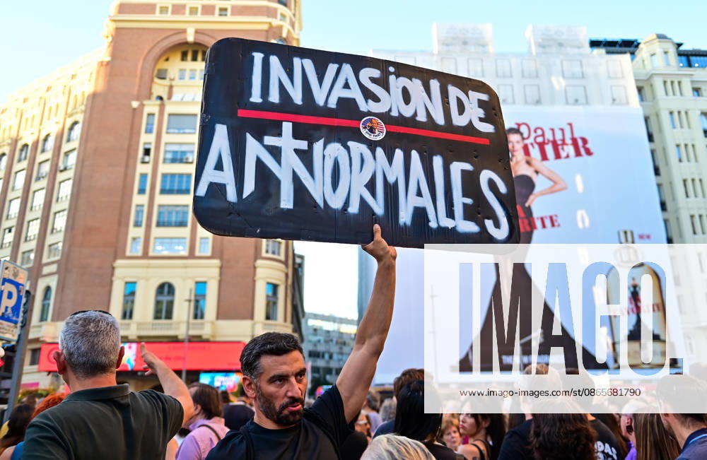 Anti-racism demonstration in Madrid s Callao Square amid the political debate over migration and the situation in Ceuta. The demonstration has been called by left-wing political parties and groups as a counter-protest to demonstrations called by Spain s People s Party (PP) and Vox. Madrid SPAIN - ZUMAz108 20260902_znp_z108_016