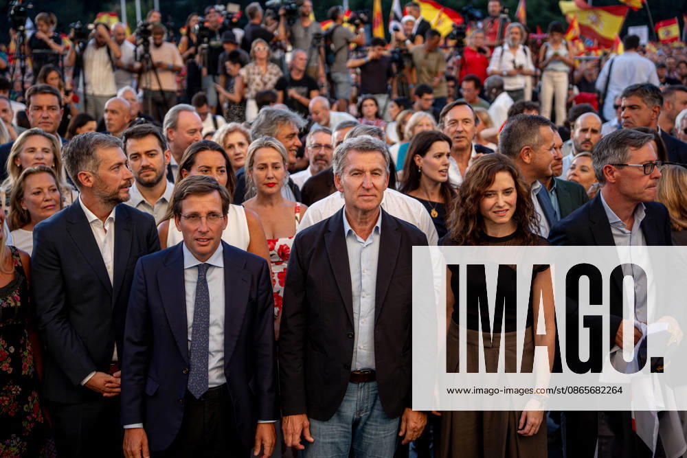 Madrid Holds Rally in Support of the People of Ceuta I D Madrid Mayor José Luis Martínez Almeida, Popular Party President Alberto Núnez Feijóo, and Madrid Regional President Isabel Díaz Ayuso during a rally in solidarity with Ceuta on September 2, 2026, in Madrid, Spain. Coinciding with Ceuta Day, more than 260 Spanish municipalities have been called upon to show their support for the people of Ceuta in the face of the migration crisis caused by the arrival of more than 70,000 migrants across the border with Morocco. The demonstrations are part of the For Ceuta initiative, backed by the Spanish Federation of Municipalities and Provinces. SEPTEMBER 2, 2026 CEUTA DAY PROTEST RALLY MIGRANTS IMMIGRANTS FEMP SUPPORT SOLIDARITY MIGRATION CRISI