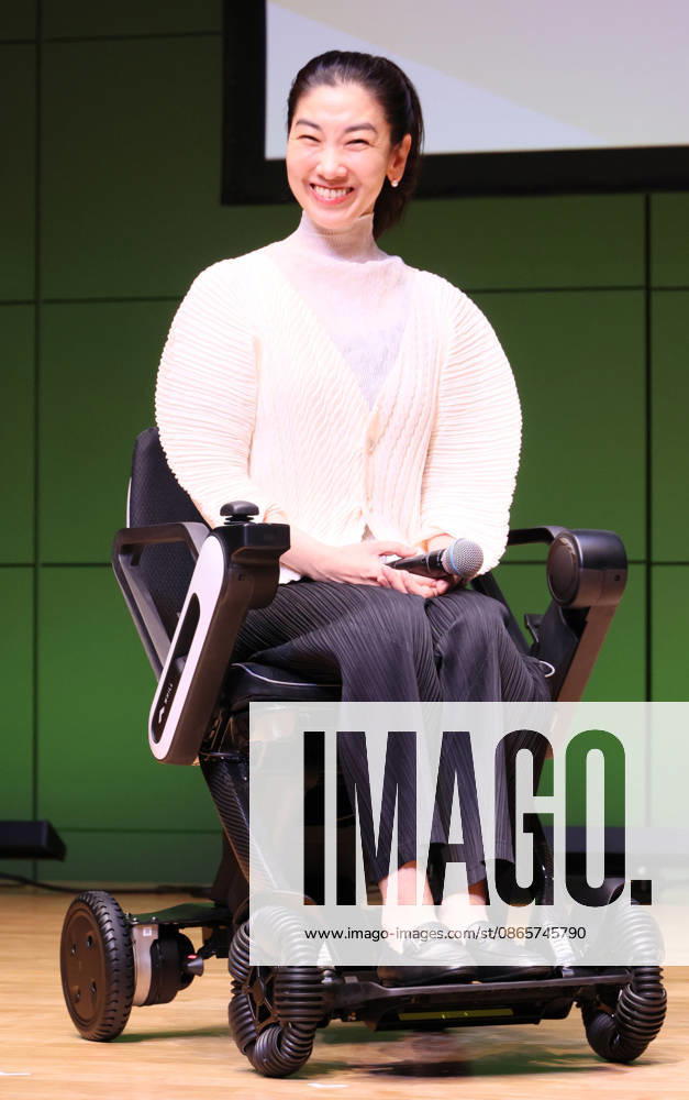 Tokyo, Japan - An user of Japanese personal mobility company Whill s electric wheelchair, Japanese opera singer Mamiko Sakaida displays the new lighweight folding electric wheelchair Whill Model C Lite in Tokyo on Thursday, September 3, 2026. The new mobility weighing 18.6kg body with carbon fiver reinforced plastics parts has omni-directional wheels for front wheels and high performance battery to drive 38.5km of distance. (photo by Yoshio Tsunoda AFLO) aflo_344739893