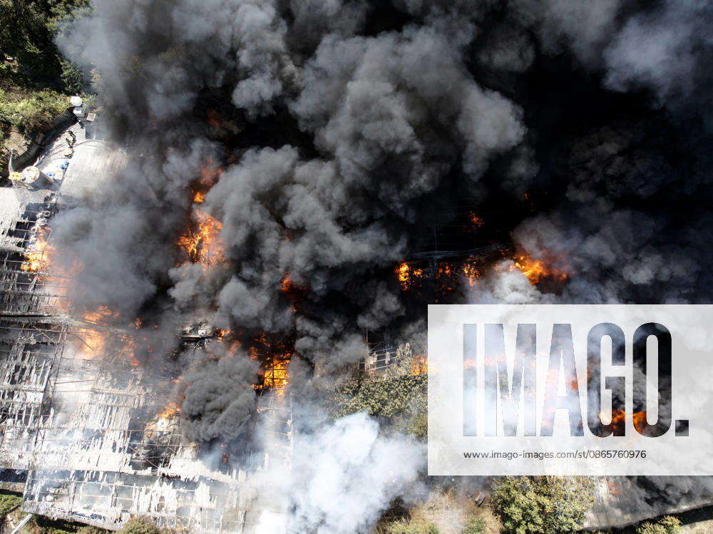 Large fire breaks out at commercial warehouse in Tuzla, Istanbul ISTANBUL, TURKIYE - SEPTEMBER 3: An aerial view of the scene where firefighters battle a large-scale fire that broke out at a logistics warehouse in the Tuzla district of Istanbul, Turkiye, on September 3, 2026. Azer Sude Akcay Anadolu Istanbul Turkey. Editorial use only. Please get in touch for any other usage.