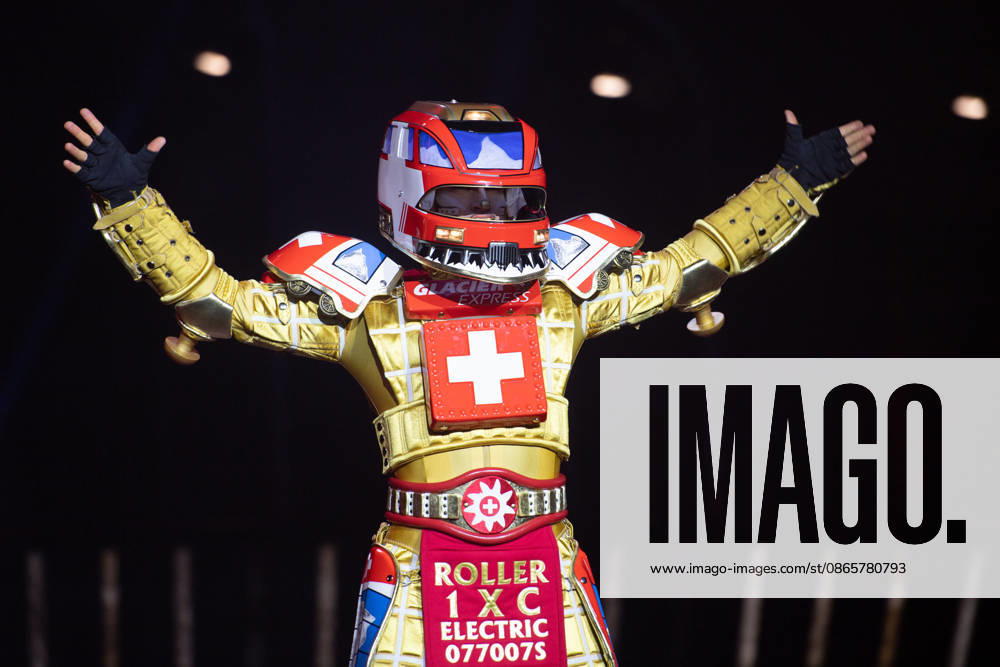 Singer Tom ROWLAND in the costume of the Glacier Express’s new TICK TACK train. The musical Starlight Express in Bochum features the Swiss Glacier Express TICK TACK as a new train in the show. Starlight Express Theater in Bochum