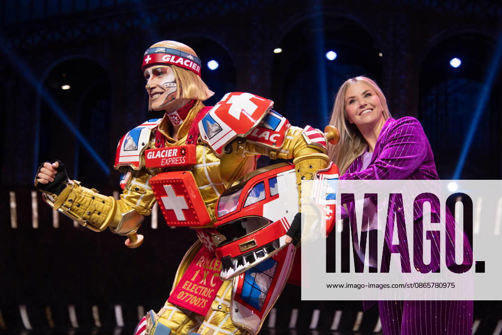 Singer Beatrice EGLI and singer Tom ROWLAND in the costumes of the Glacier Express’s new TICK TACK train, The musical Starlight Express in Bochum features the Swiss Glacier Express TICK TACK as a new train in the show; Starlight Express Theater in Bochum