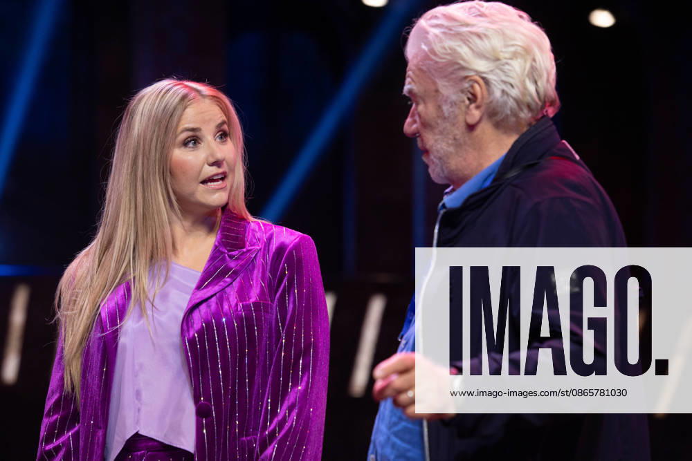 Singer Beatrice EGLI and costume designer John NAPIER; the musical *Starlight Express* in Bochum introduces the Swiss Glacier Express *TICK TACK* as a new train in the show; *Starlight Express* Theater in Bochum