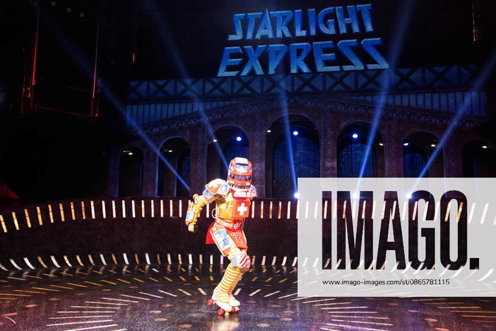 Singer Tom ROWLAND in the costume of the new train TICK TACK. The musical *Starlight Express* in Bochum introduces the Swiss Glacier Express TICK TACK as a new train in the show, Starlight Express Theater in Bochum