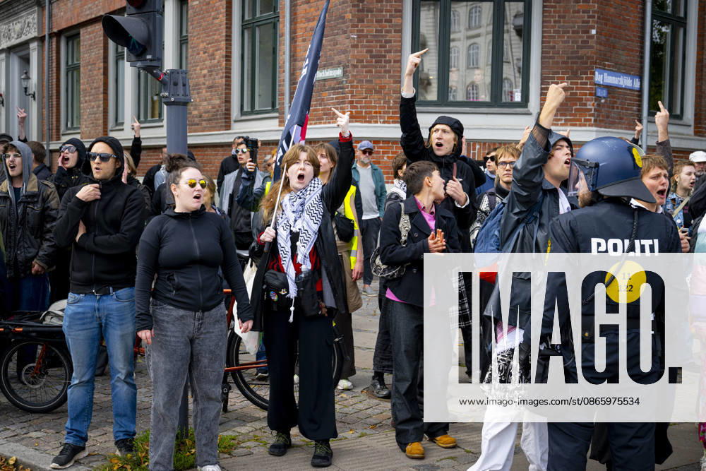 Activists from the right and the left hold demonstrations. The group Det Danske Folk organizes a so-called remigration march and is met by a counter-demonstration organized by the Joint Initiative Against Racism and Discrimination in Østerbro, Copenhagen, on September 5, 2026. Photo: Nils Meilvang, Scanpix 2026, Copenhagen, Denmark