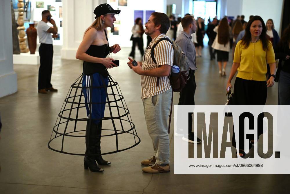 Guests attend Ukrainian Fashion Week SS27 at the Mystetskyi Arsenal National Cultural, Art and Museum Complex, Kyiv, Ukraine, September 5, 2026. (Photo by Yevhen Kotenko Ukrinform) Guests visit Ukrainian Fashion Week SS27 in Kyiv