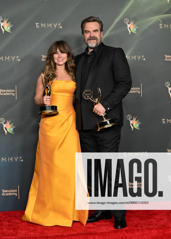 78th Emmy Awards Night 2 Linda Cardellini and David Harbour in the press room at the 78th Emmy Awards Night 2, held at the Peacock Theatre in Los Angeles, Ca. on September 6, 2026. Los Angeles Peacock Theatre California USA