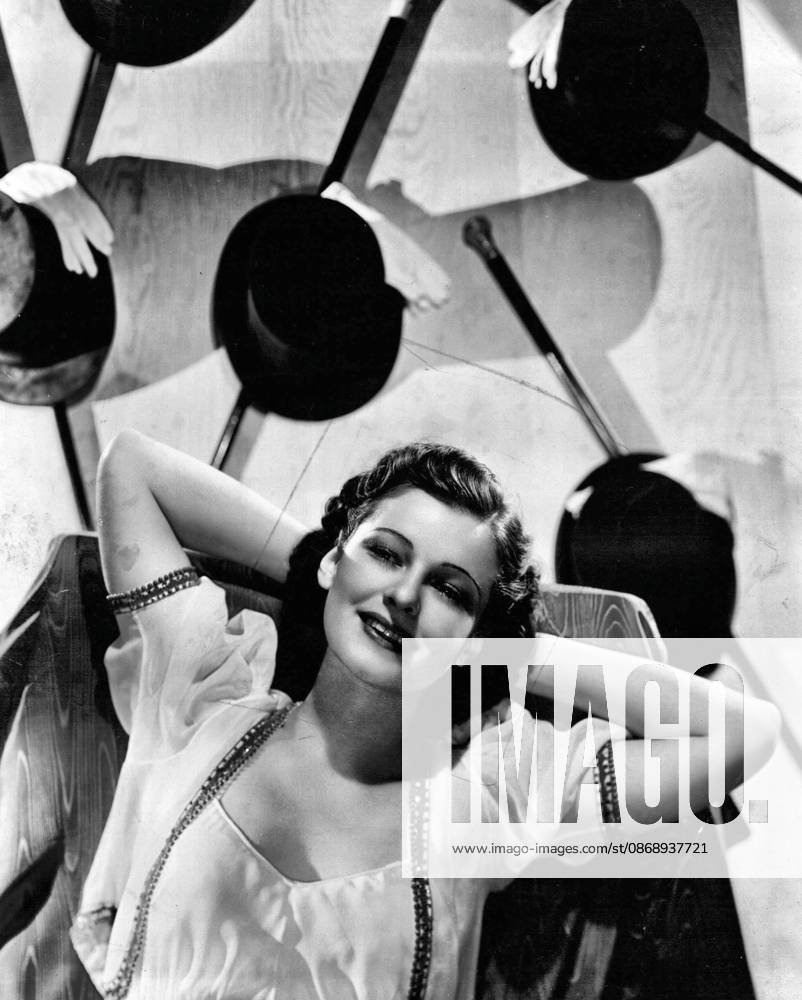 Ruth Hussey... charming Metro-Goldwyn-Mayer actress who is assigned to a number of leading feminine roles for the forthcoming film season. October 1, 1946.