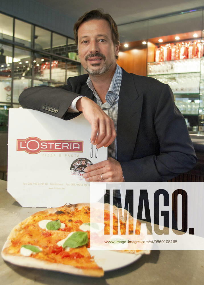 Managing Director Klaus Rader at the opening of the new L Osteria LOsteria Osteria in Munich on October 9, 2012