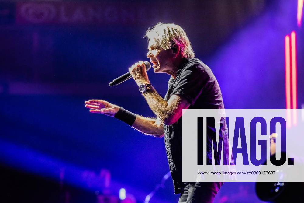 Matthias Reim at the Arena Oberhausen: 35 YEARS—DAMN, I LOVE YOU Anniversary Tour 2026 ** FOR ** **10 10 2026 Matthias Reim at the Arena Oberhausen 35 YEARS DAMN, I LOVE YOU Anniversary Tour 2026 Germany NRW Oberhausen Copyright RainerxHoheisel